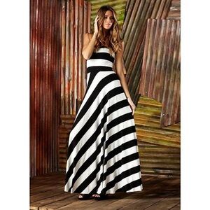 Elan striped convertible strapless maxi dress skirt. Black and white. Like new!